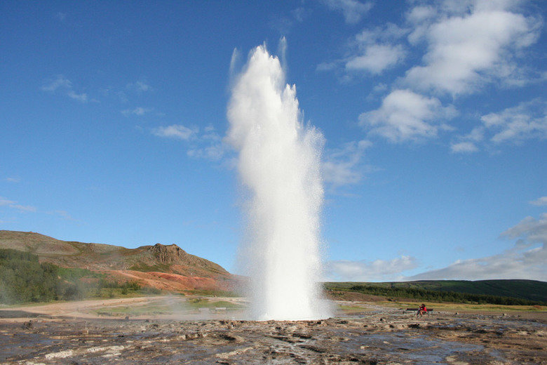 Iceland wallpaper comp with location. Reynisdrangar Dyrhólaey Goðafoss Dettifoss Svartifoss Skógarfoss the blue lagoon Geysir Jökulsárlón Seljalandsfoss hope yo